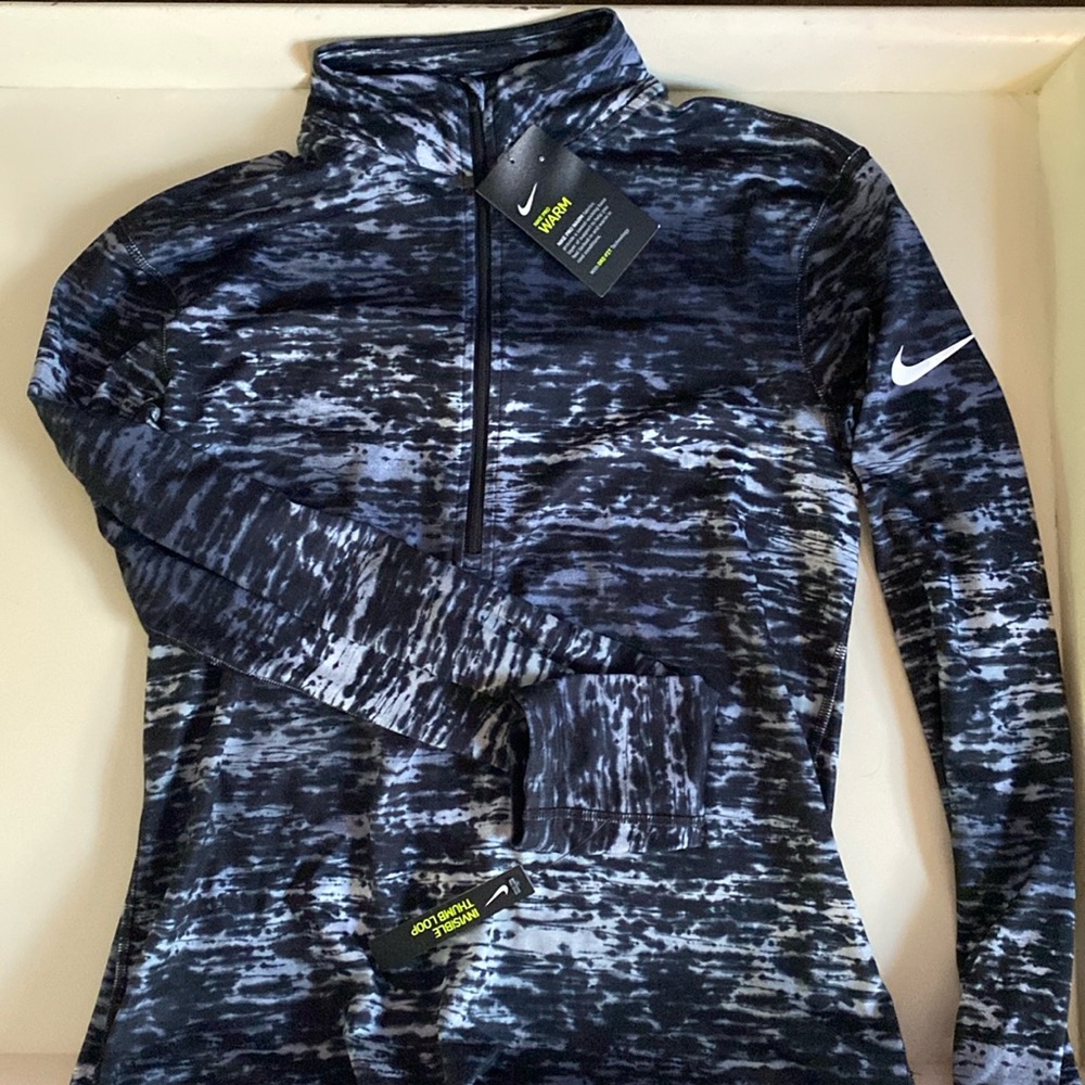 Nike. DryFit Warm. Half Zip Jacket. Women’s Large